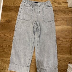GAP High Rise Wide-Leg denim Pants in Light Gray